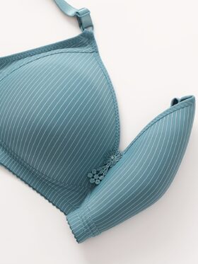 4-delige set plus size gestreepte en effen comfortabele bh's