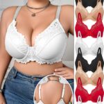 Een pakket van 8 plus-size damesbeha's