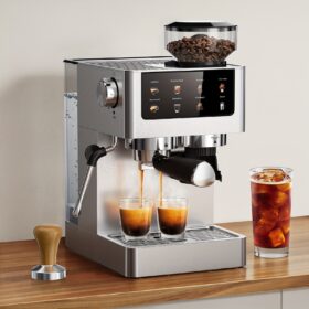 De 20Bar espressomachine is uitgerust met een conische molen